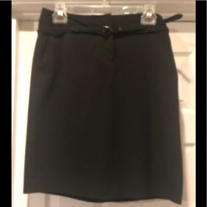 LOFT Women’s Black Pocketed Belted Skirt